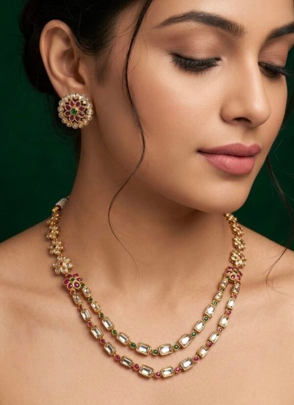 Kundan necklace with tops