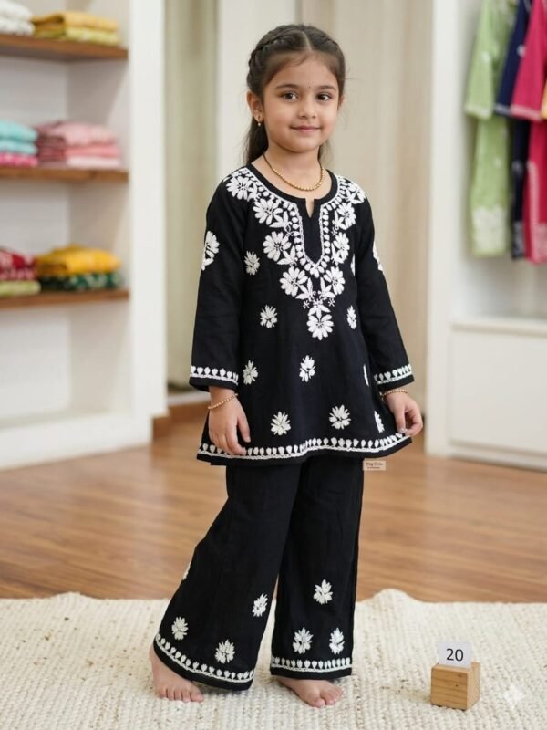 chikankari kurti with plazo for girls