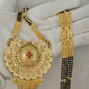 gold-plated-manglesutra-2