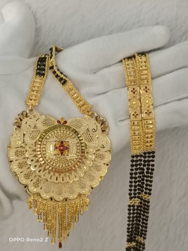 gold plated manglesutra