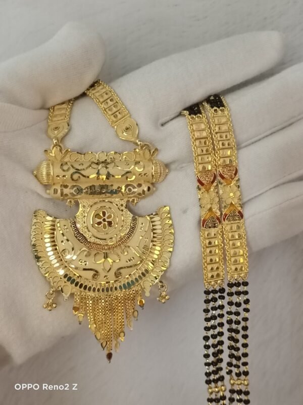 gold plated manglesutra