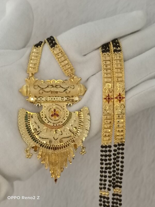 gold plated manglesutra